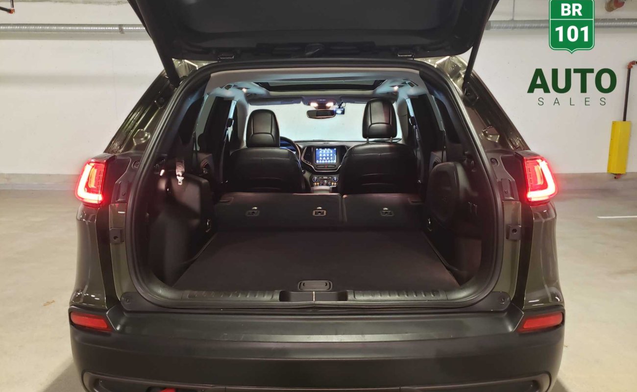 BR101_jeep_cherokee_trailhalk_2019_6553e6ca8cc71_498285.jpg