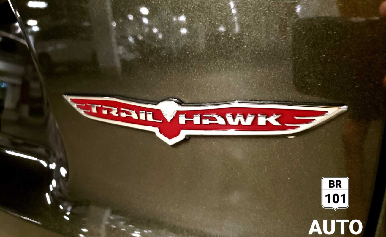 BR101_jeep_cherokee_trailhalk_2019_6553e6ca8cc90_498285.jpg