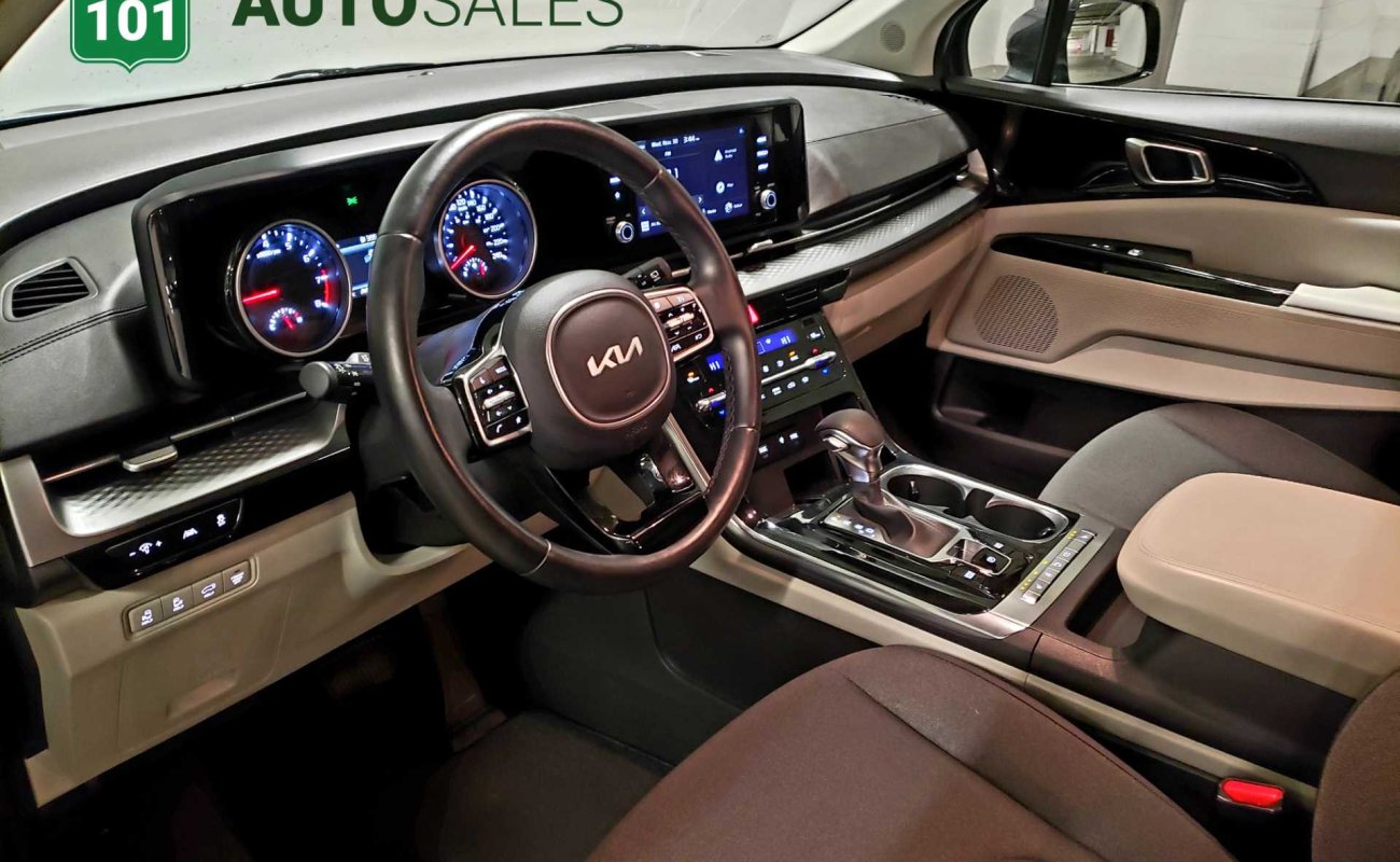 BR101_kia_carnival_lx_2022_647e71a73e61a_299697.jpg