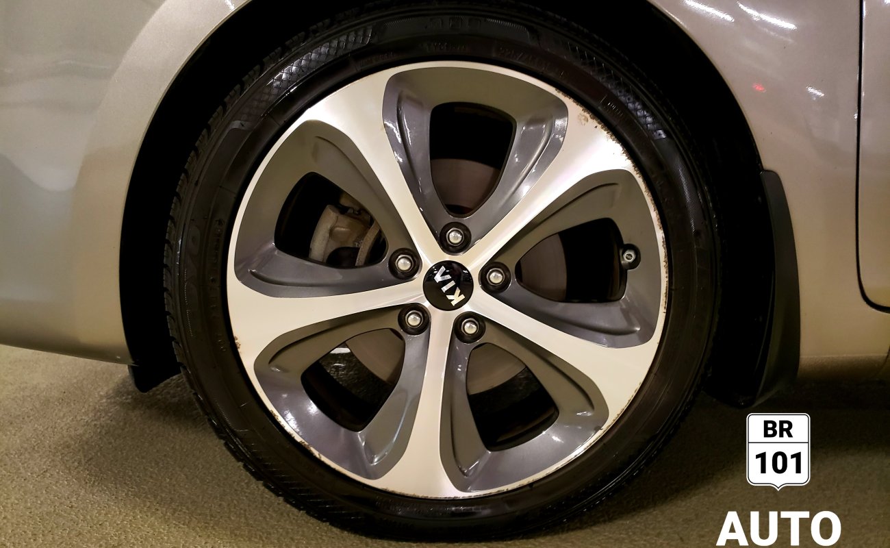 BR101_kia_rondo_ex_l_7_seats_2014_6480f4b67d09f_273989.jpg