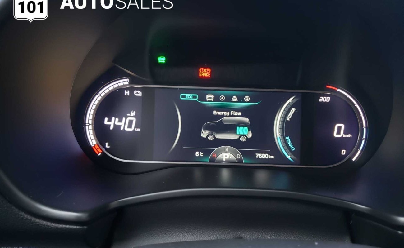 BR101_kia_soul_ev_limited_2021_648021260a078_628981.jpg