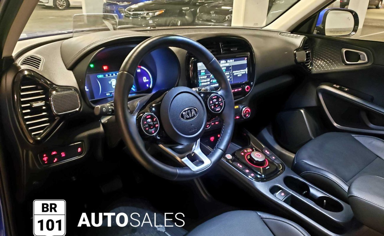 BR101_kia_soul_ev_limited_2021_6480228bd78a8_628981.jpg