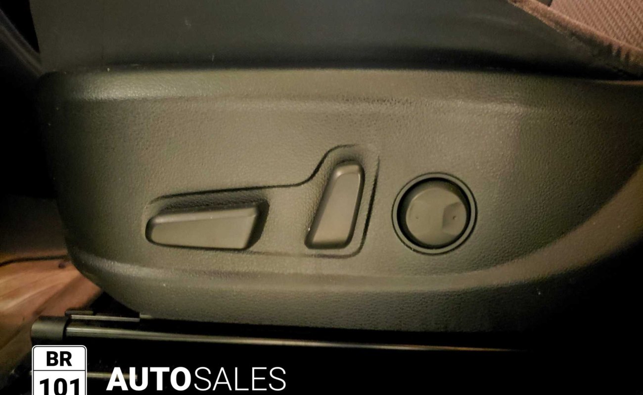 BR101_kia_soul_ev_premium_2021_648cea68e1e9e_42002.jpg