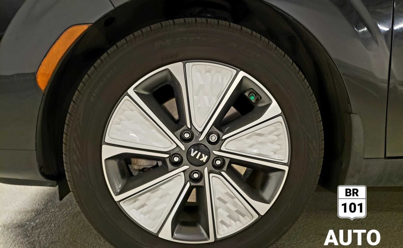 BR101_kia_soul_ev_premium_2021_648cea68e1ebc_42002.jpg