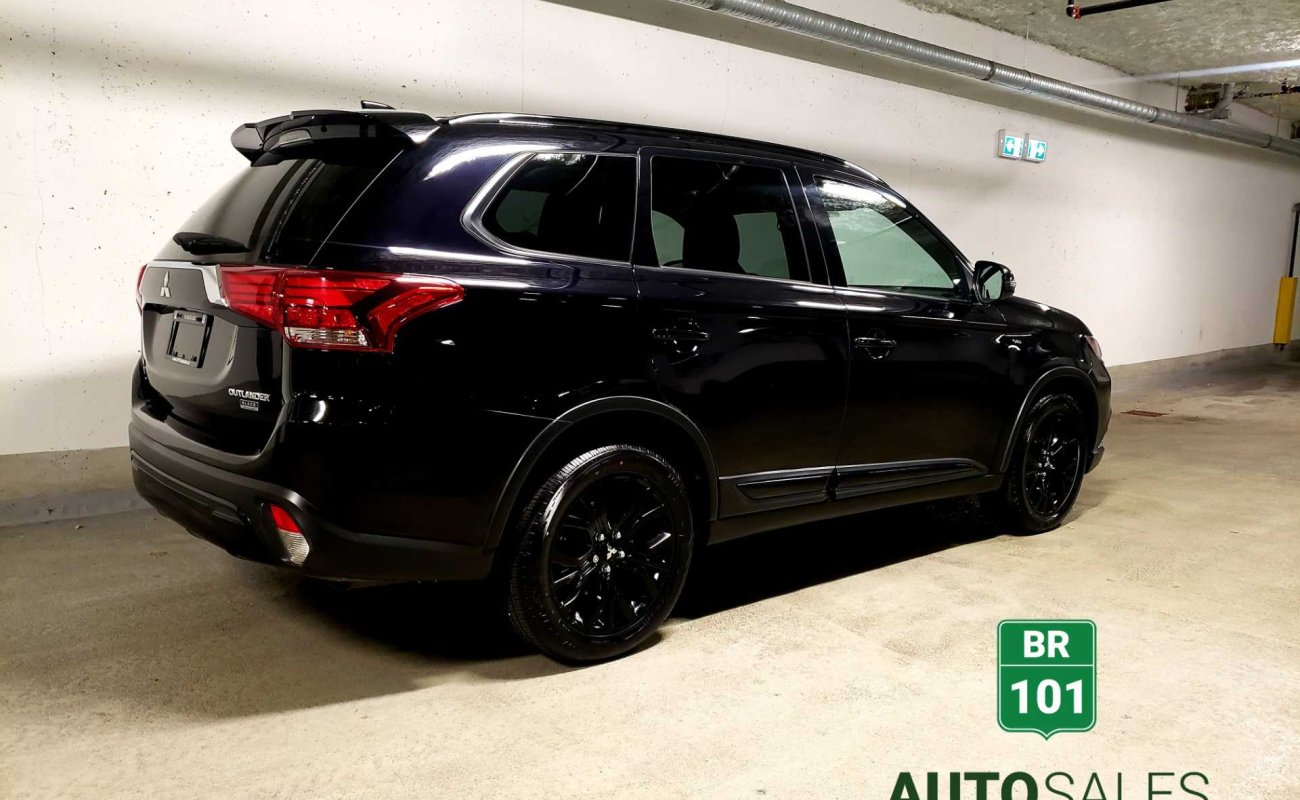 BR101_mitsubishi_outlander_se_black_edition_7_seats_2019_6552b5281e9db_516724.jpg