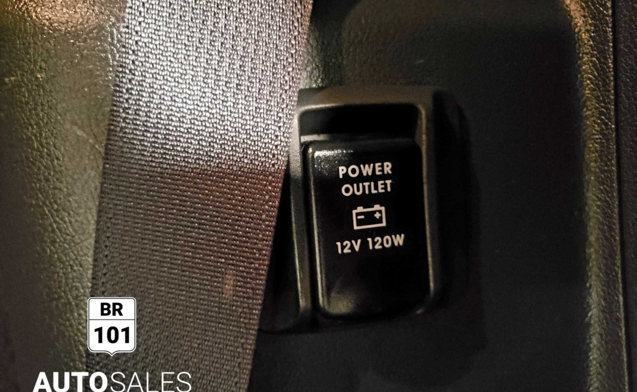BR101_mitsubishi_outlander_sel_awd_7_seats_2019_64801978e5ad6_953681.jpg