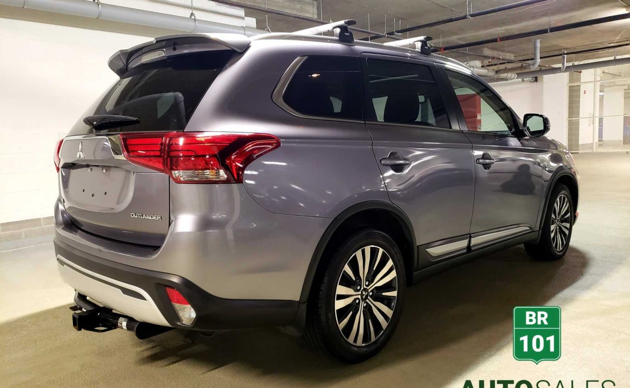 BR101_mitsubishi_outlander_sel_awd_7_seats_2019_64801978e5ae5_953681.jpg
