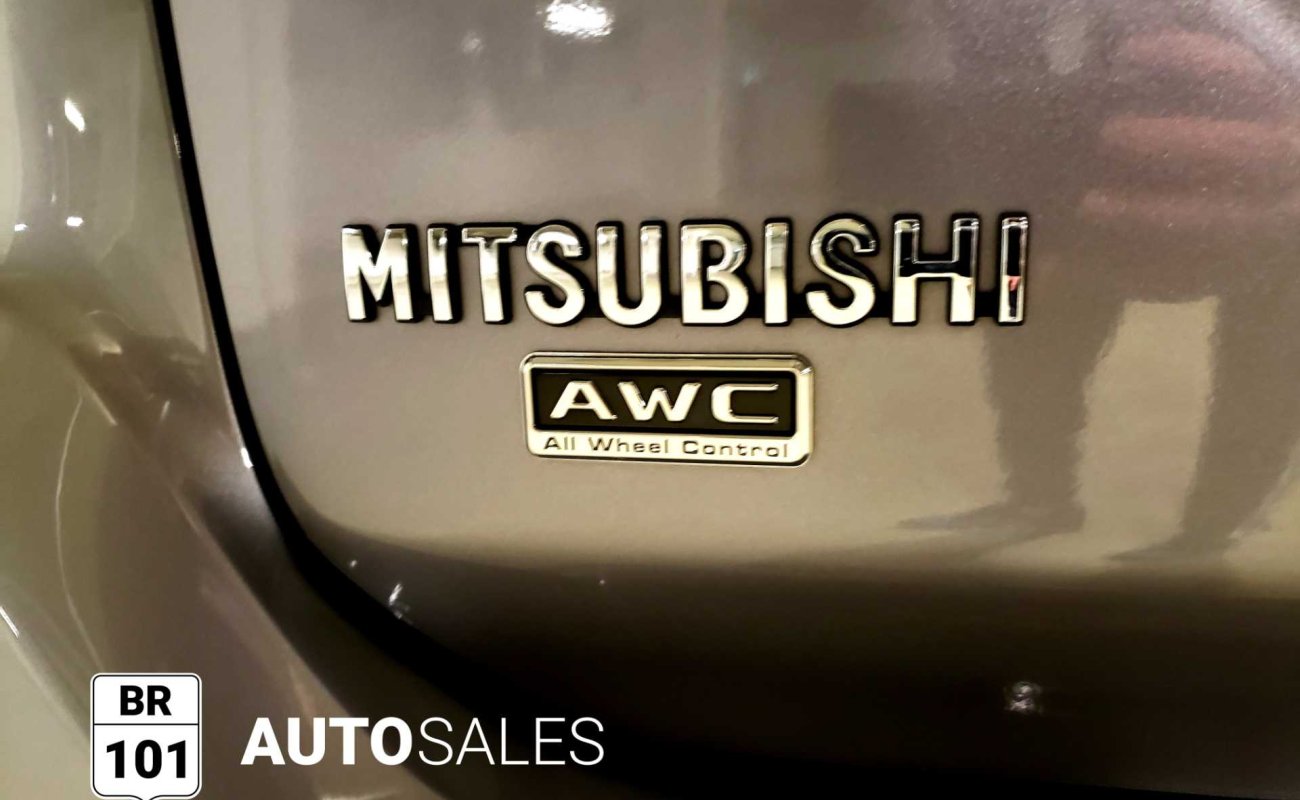 BR101_mitsubishi_outlander_sel_awd_7_seats_2019_64801978e5ae7_953681.jpg