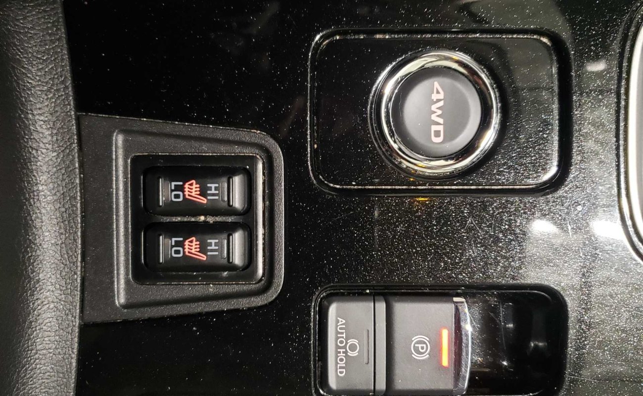 BR101_mitsubishi_outlander_sel_awd_7_seats_2019_64801a73559e0_953681.jpg