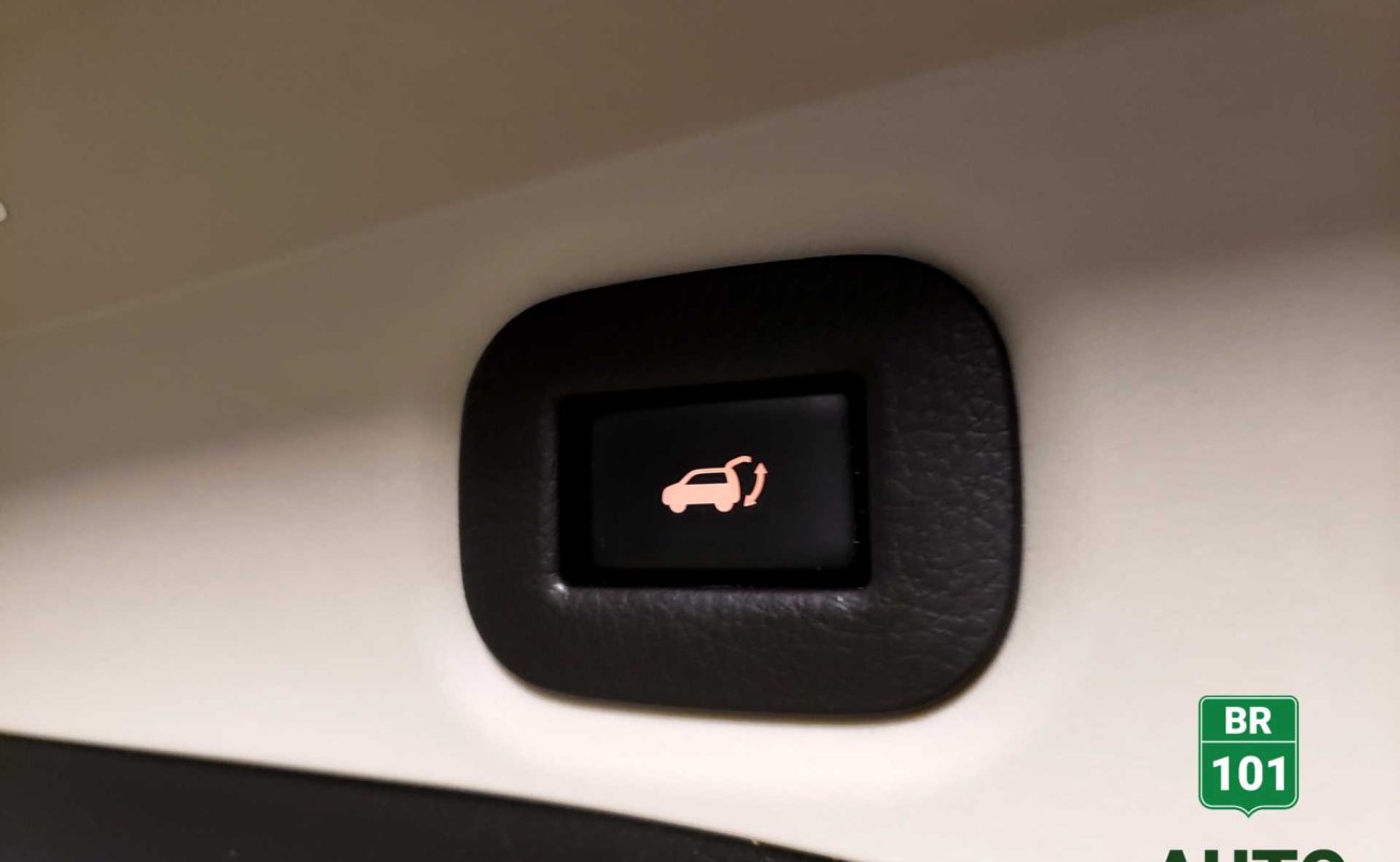 BR101_nissan_rogue_sl_2014_64df03a136df4_114844.jpg