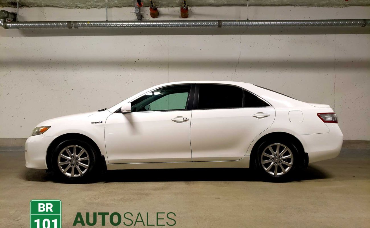 BR101_toyota_camry_hybrid_2010_64bae22919a4a_222997.jpg