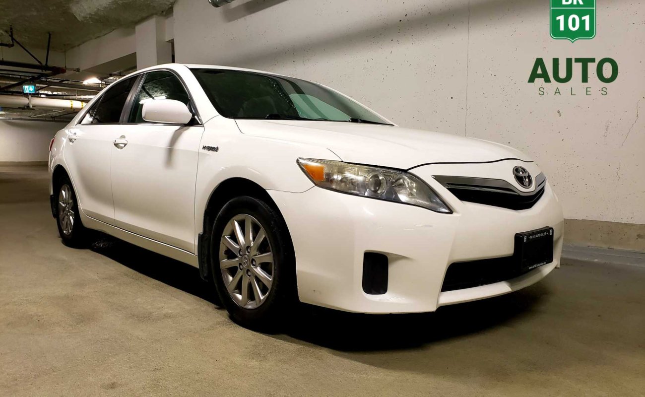 BR101_toyota_camry_hybrid_2010_64bae22919a50_222997.jpg