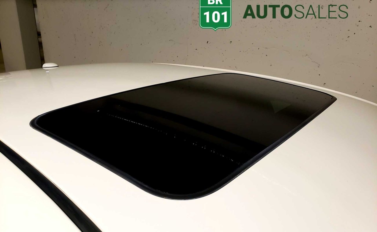 BR101_toyota_camry_hybrid_2010_64bae22919a52_222997.jpg