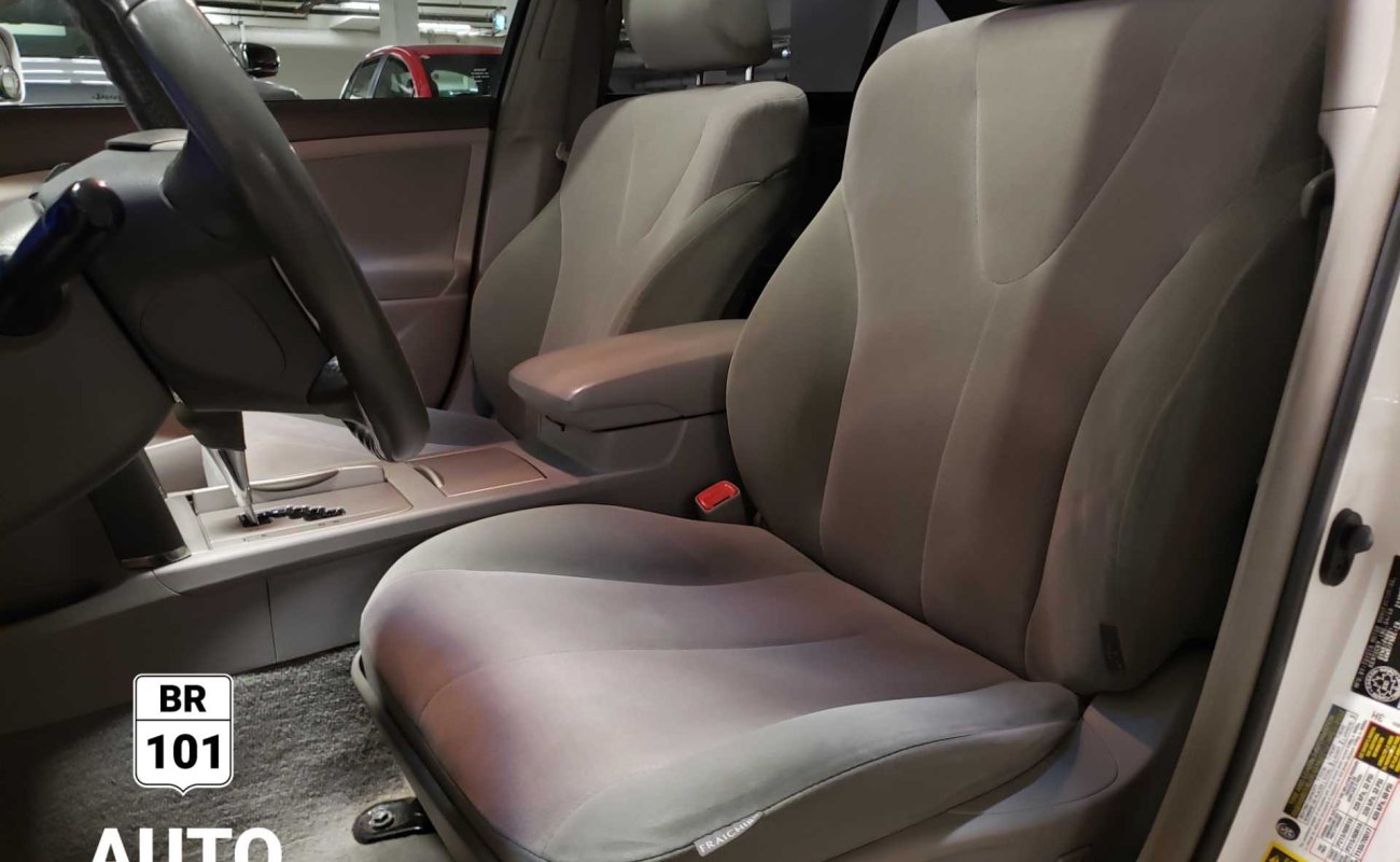 BR101_toyota_camry_hybrid_2010_64bae22919a63_222997.jpg