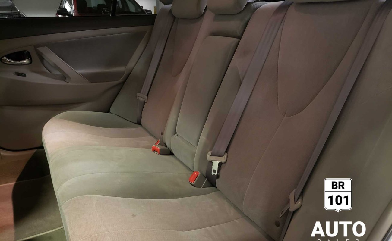 BR101_toyota_camry_hybrid_2010_64bae22919a76_222997.jpg