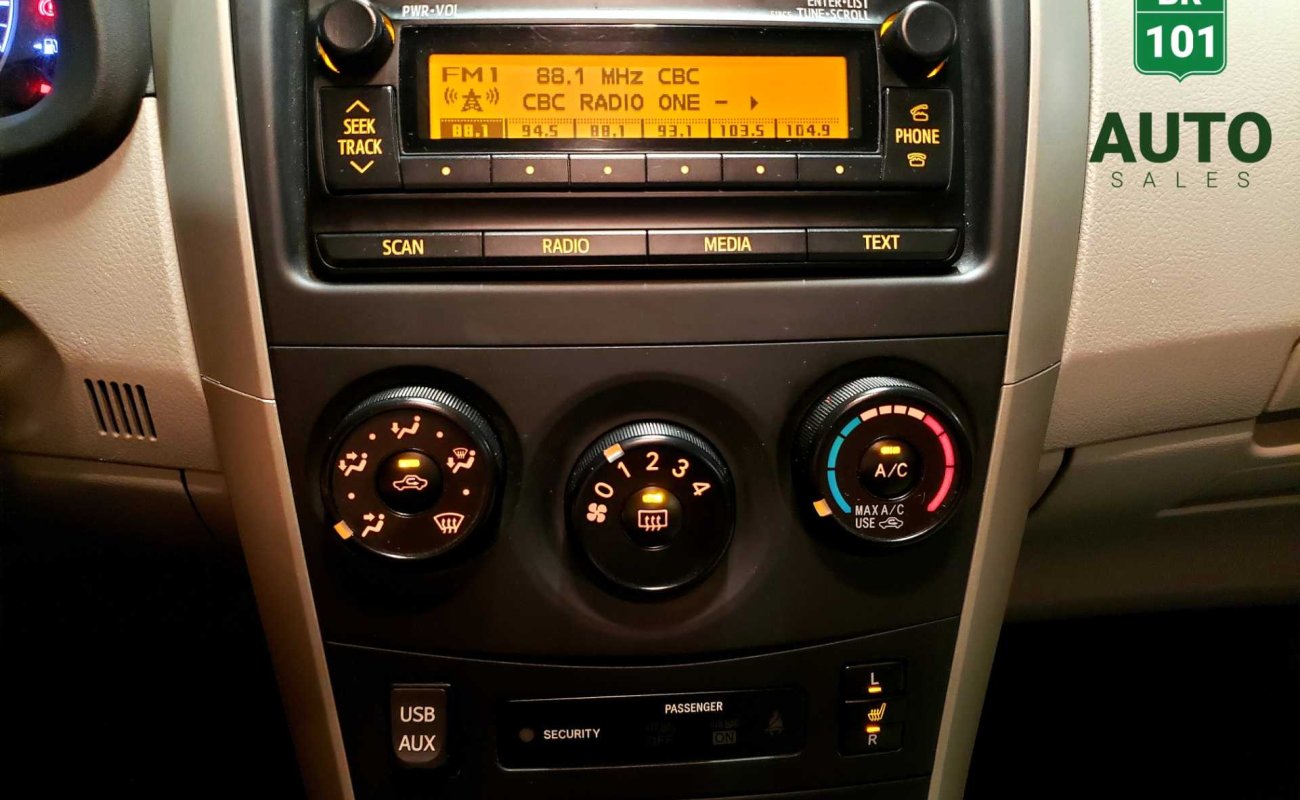 BR101_toyota_corolla_ce_2012_64895dc6cbea3_322312.jpg