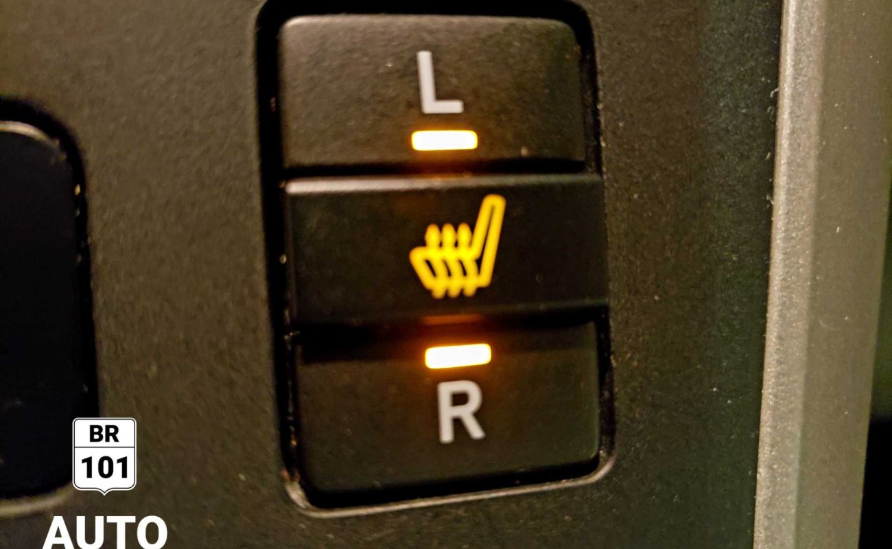 BR101_toyota_corolla_ce_2012_64895dc6cbea7_322312.jpg