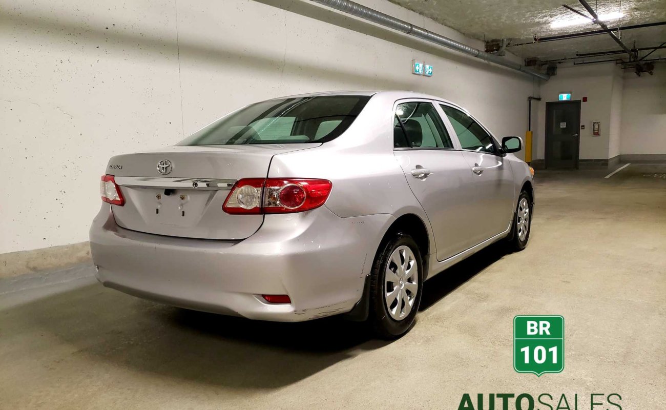 BR101_toyota_corolla_ce_2012_64895dc6cbeaf_322312.jpg