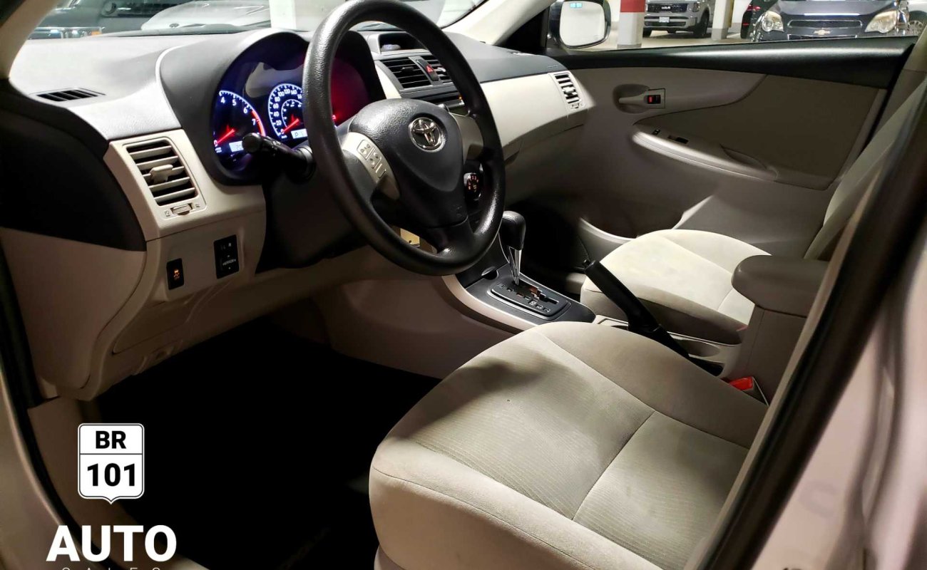 BR101_toyota_corolla_ce_2012_64895dc6cbeb1_322312.jpg