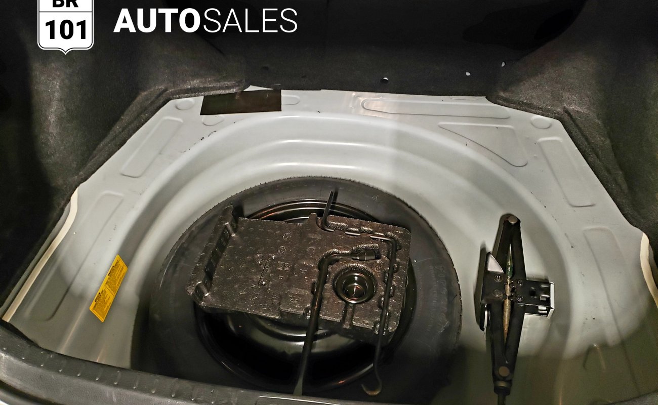 BR101_toyota_corolla_le_2016_63dc350442f4b_145737.jpg