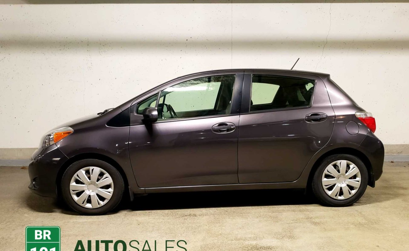 BR101_toyota_yaris_le__no_accidents__free_warranty_2013_662543184deea_66132.jpg