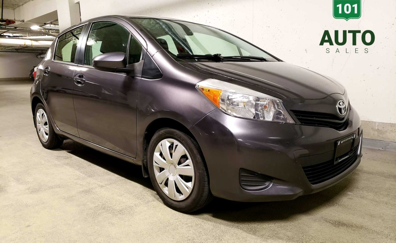 BR101_toyota_yaris_le__no_accidents__free_warranty_2013_662543184def7_66132.jpg