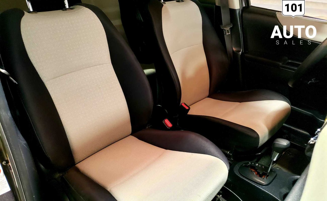 BR101_toyota_yaris_le__no_accidents__free_warranty_2013_662543184df1a_66132.jpg